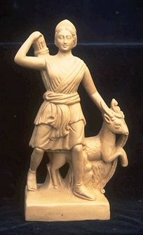 Estatuilla de Artemisa