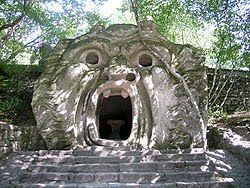 Gruta de Bomarzo